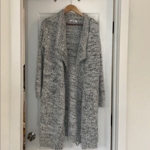 Large bb Dakota sweater